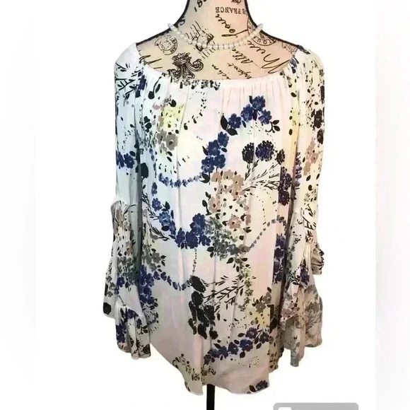 Fever Women’s Medium White Floral Blouse  with bell Fan Sleeves Ruffled L/S - Picture 1 of 9